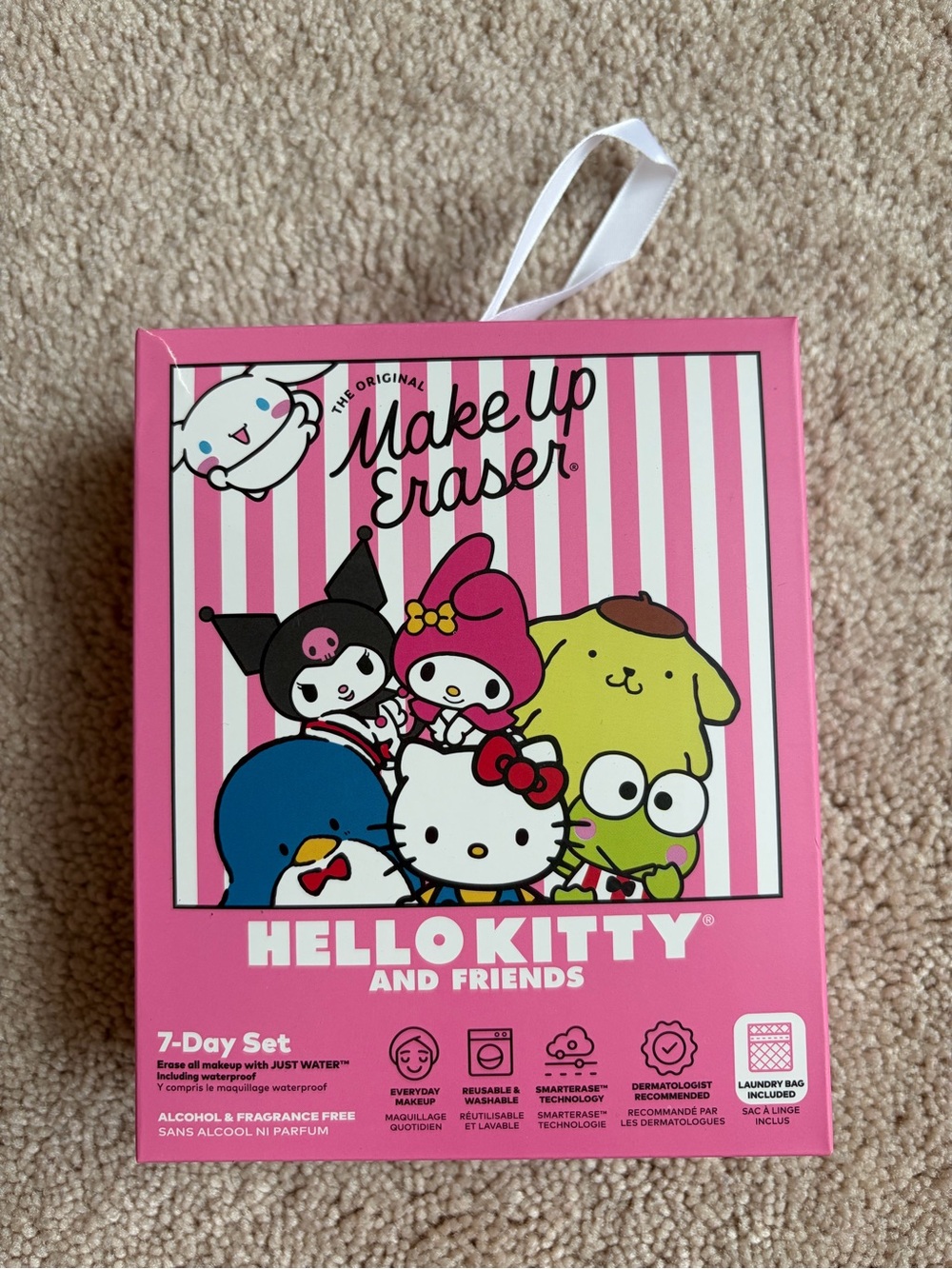 New Hello Kitty 7-Day Make Up Eraser Set